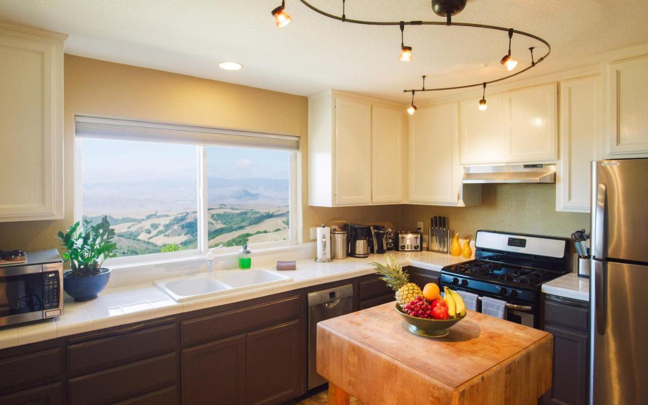 Mountain Top Getaway, Best View In Slo! - Whole House Сан-Луїс-Обіспо Екстер'єр фото